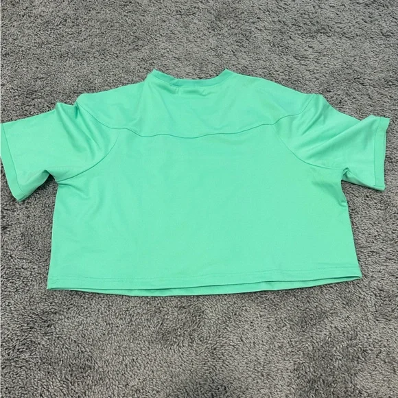 Gymshark Crop Top - Picture 3 of 3